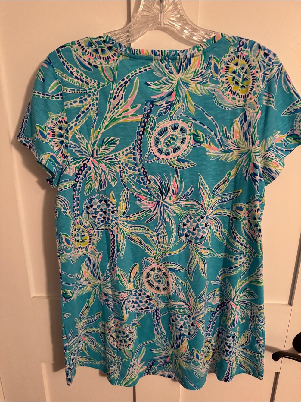 Lilly Pulitzer Teal Blue Etta V-Neck Tropical Print Tee size M Bermuda blue - Picture 5 of 7